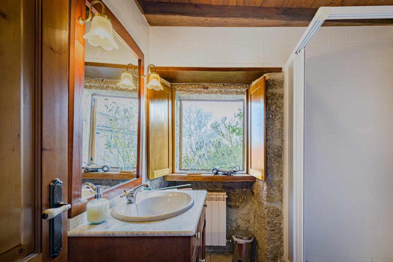 Casa Das Xacias Ribeira Sacra A Airoa  Exteriör bild